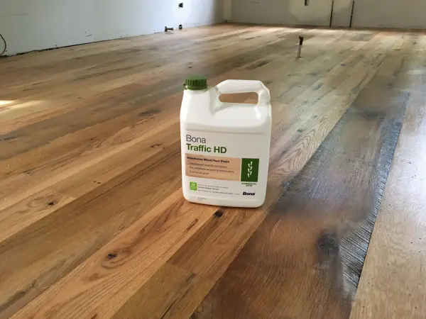 Hardwood floor refinishing with Bona Traffic HD – FLOORecki Floors & Stairs Hardwood floor refinishing completed with a low VOC Bona Traffic HD finish in a Chicago home